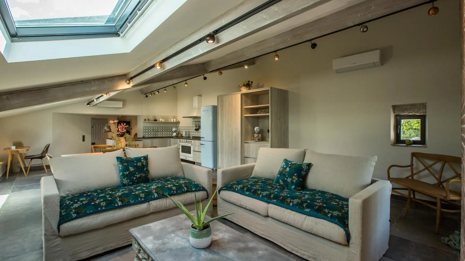 *****  Domaine Le C4 Hotell Berrias-et-Casteljau Frankrike