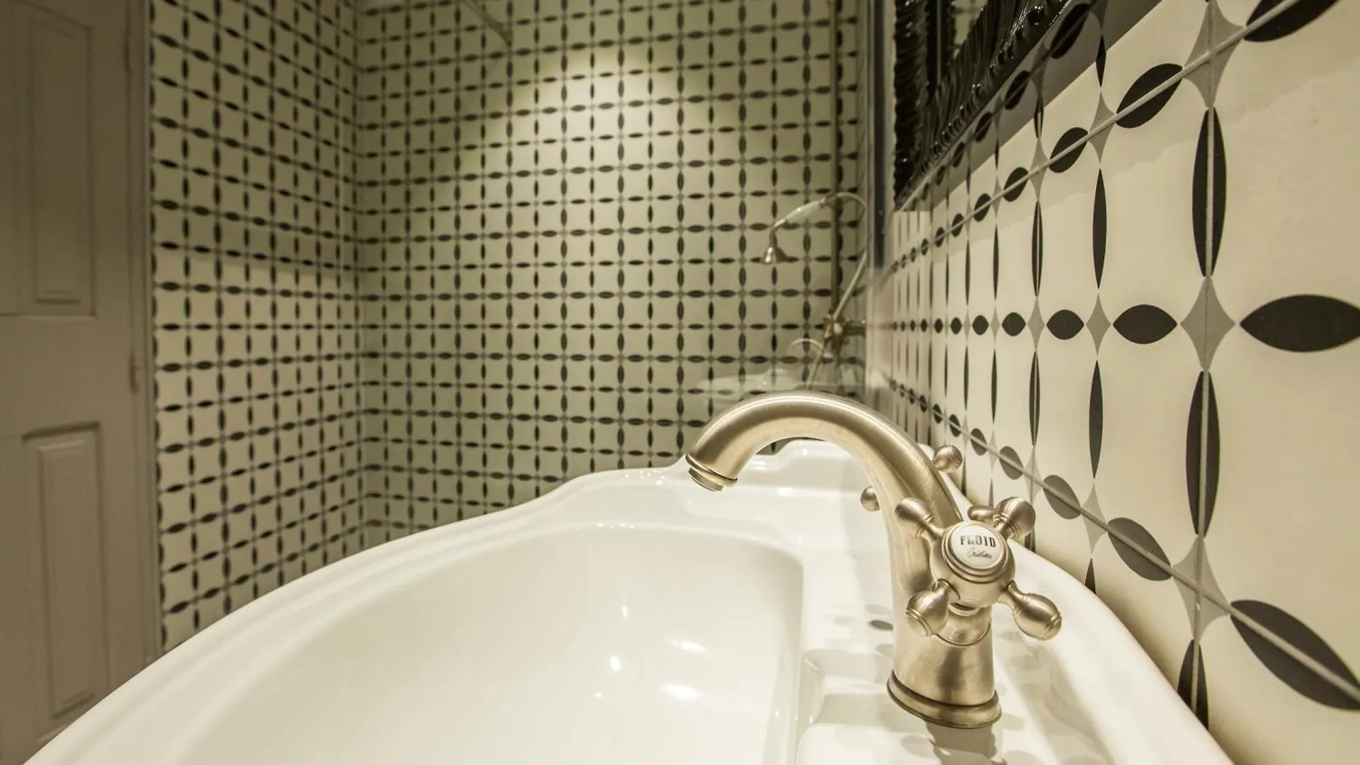 *****  Domaine Le C4 Hotel Berrias-et-Casteljau France