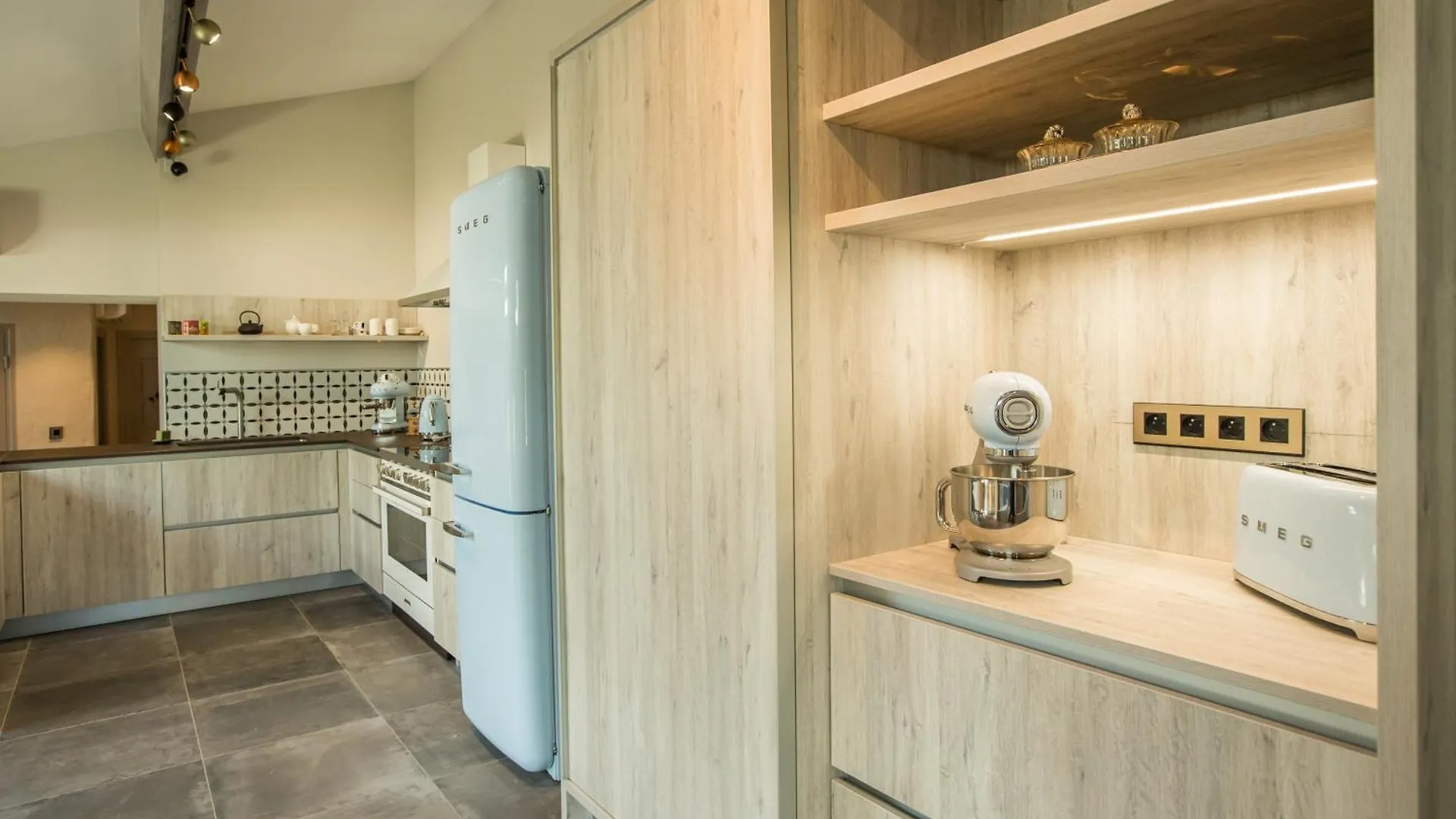 Domaine Le C4 Hotel Berrias-et-Casteljau 5*,  France